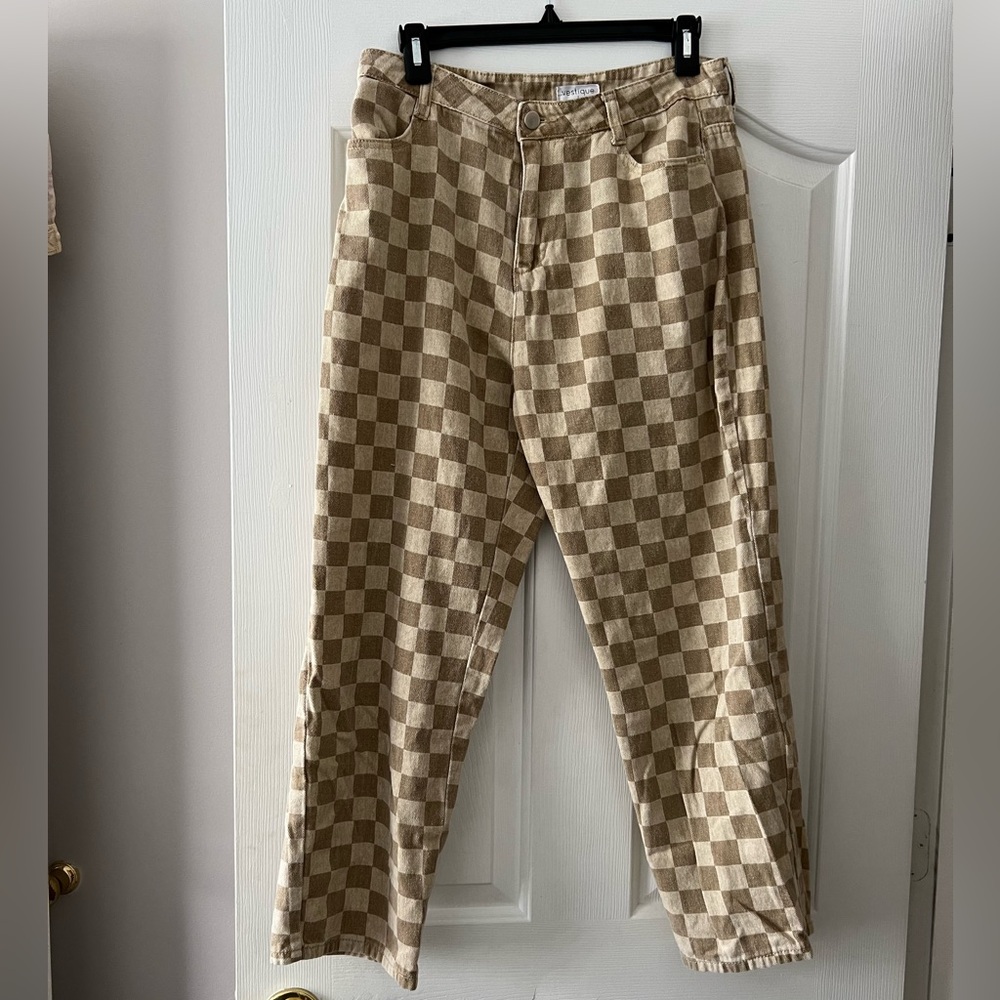 Vestique checkered pants size L